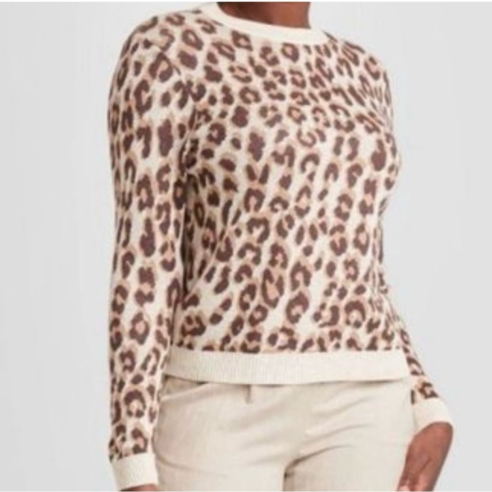 A New Day Cheetah sweater - Picture 2 of 5